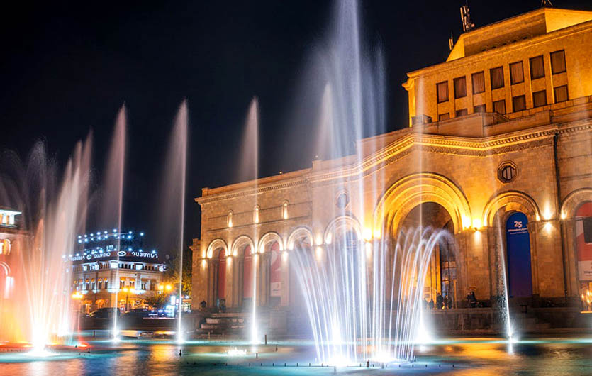 Der "singende" Springbrunnen in Jerewan Armenien